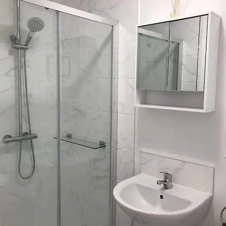 & Wild Atlantic Way Base Apartment