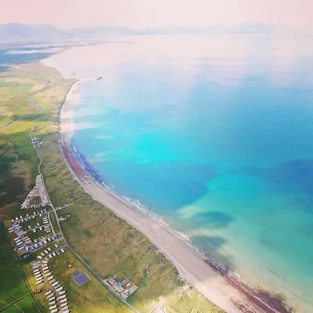 & Wild Atlantic Way Base バリーハイグ